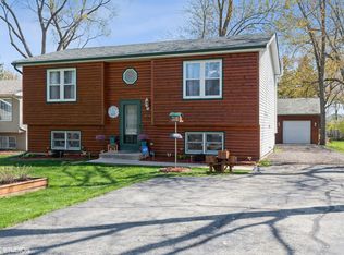 11341 270th Ave, Trevor, WI 53179