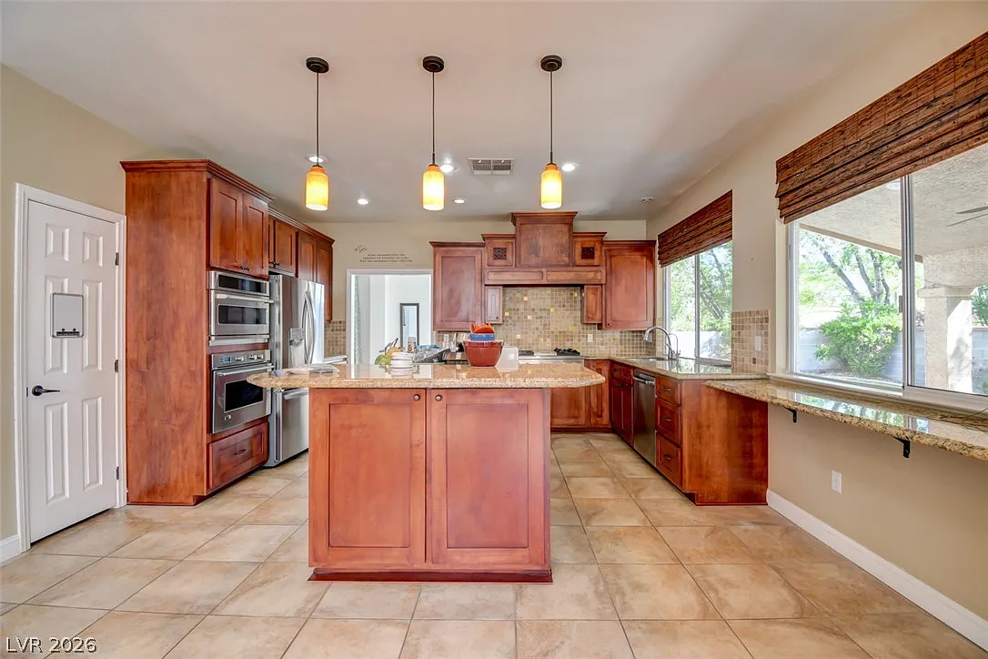 4 bed, 4.5 bath, 3010 sqft, $3,595 — Photo 3