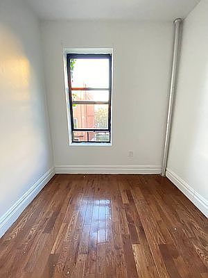 5th image of 19 E 128th St APT 9