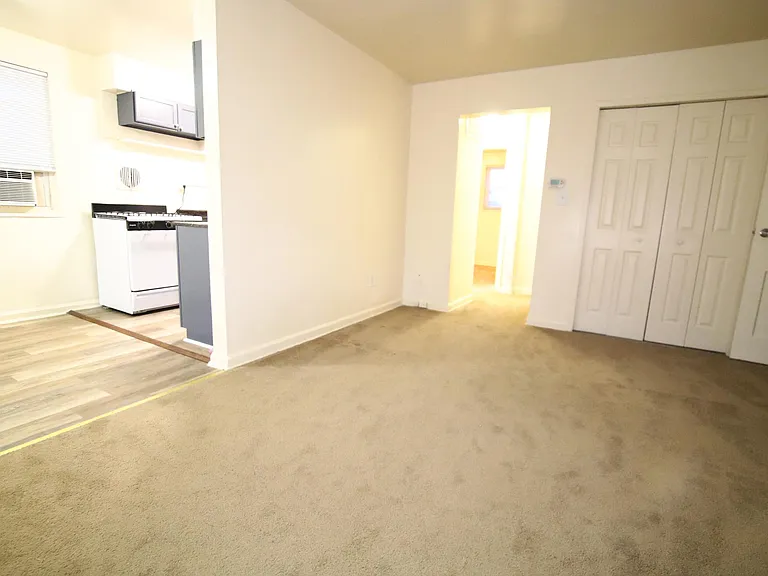 126 Joliet St SW #A — Photo 15