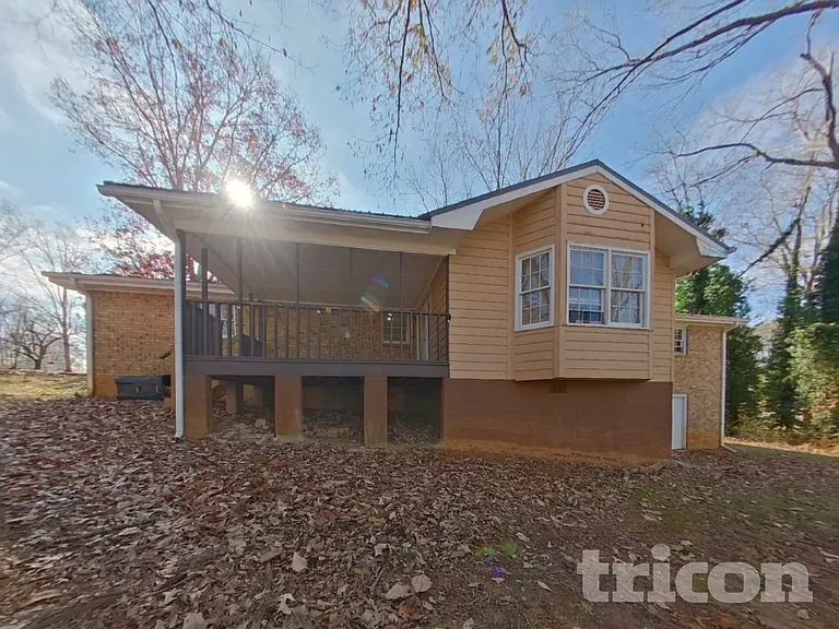 5020 Horton Pl — Photo 15