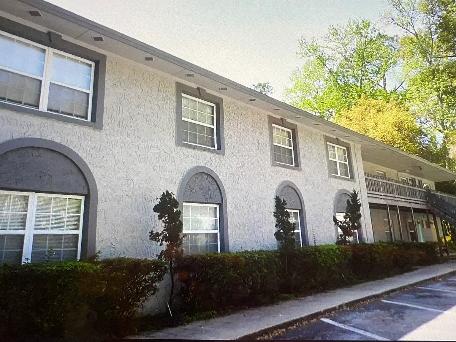 2 bed, 850 sqft, $1,275 — Photo 2