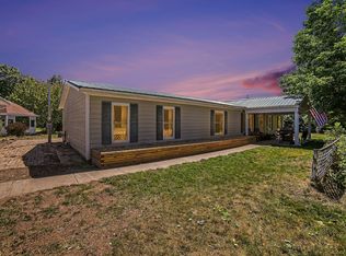 3564 S Water Rd, New Era, MI 49446