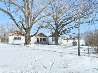3884 Girlstown Rd, Mountain Grove, MO 65711