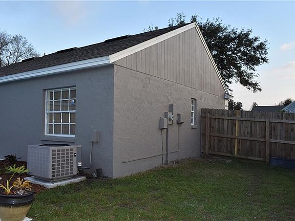 5th image of 1684 Palm Leaf Dr