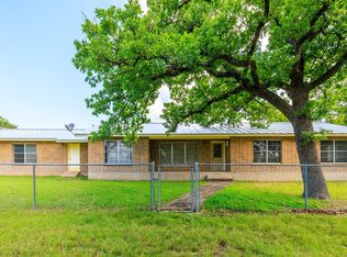 8218 N US HWY 87, Fredericksburg, TX 78624