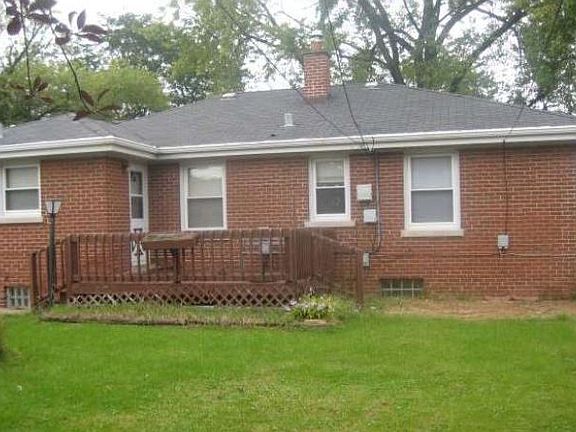 2nd image of 781 E 163rd St