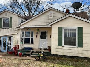 802 E Walnut St, Tecumseh, OK 74873