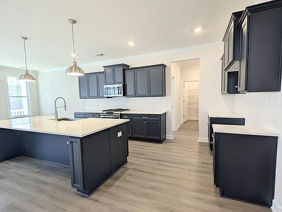 6th image of this home