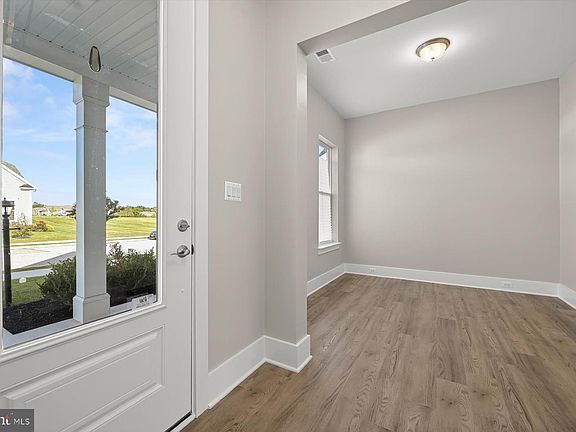 4th image of 77 Quiet Creek Dr