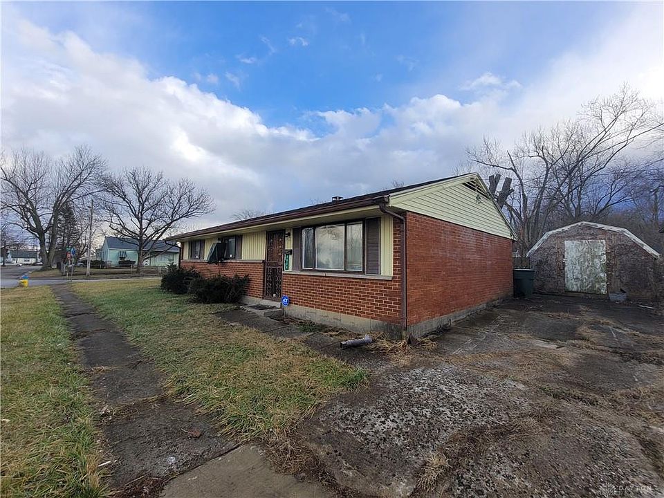 2nd image of 4804 Oakridge Dr