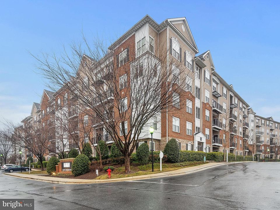 1st image of 501 Hungerford Dr APT 314