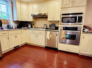 614 E 5th St #1A, Boston, MA 02127