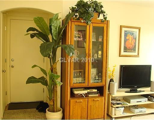 3rd image of 7341 Aquifer St