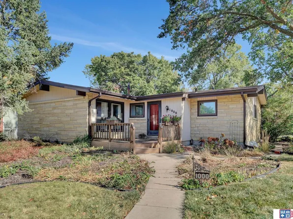 1000 Carlos Dr, Lincoln, NE 68505