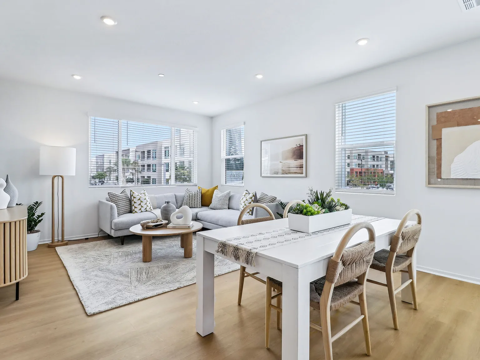 Axis at Millenia Townhomes — Photo 4