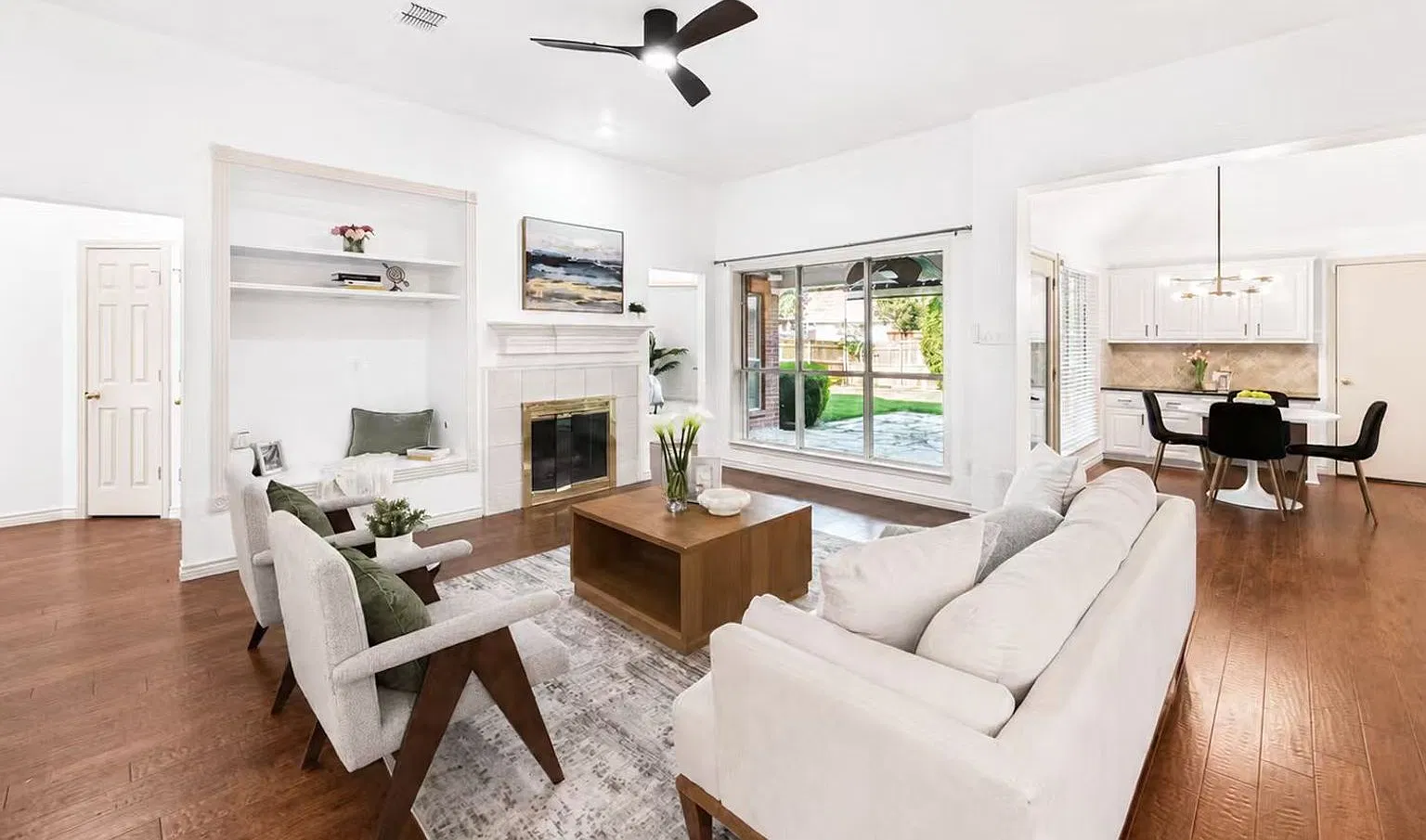 Beautifully maintained home in the desirable Watters Crossing community in Allen! — Photo 3