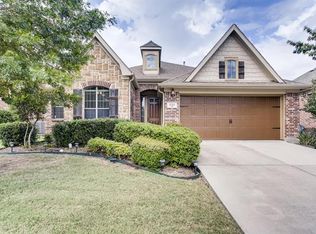 225 Cox Dr, Fate, TX 75087
