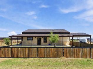 335 Meadow Bend Cir, Stephenville, TX 76401