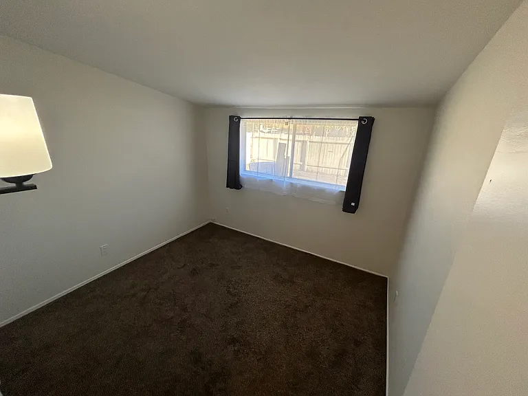 1540 Elm Ave #A — Photo 13