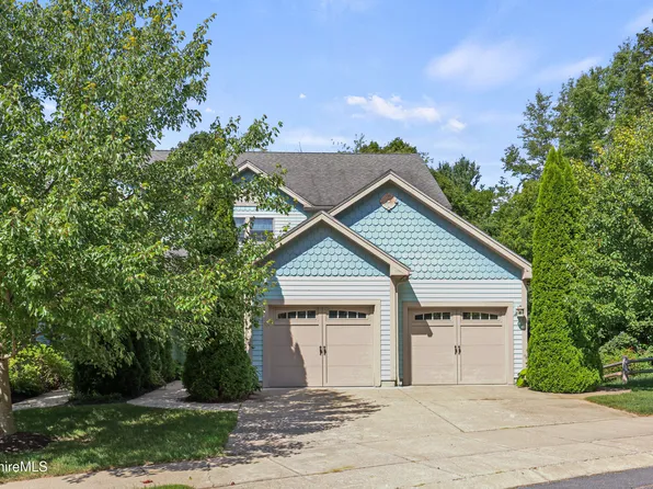 2 Amy Ct #2, Pittsfield, MA 01201