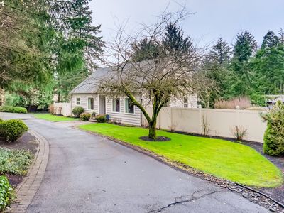 12645 SW Boones Ferry Rd, Lake Oswego, OR, 97035