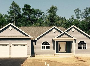 177 Oak Glen Rd, Howell, NJ 07731