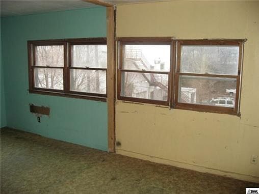 4th image of 615 Tenny Ave