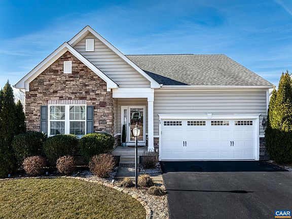 2nd image of 69 Ridgemont Rd