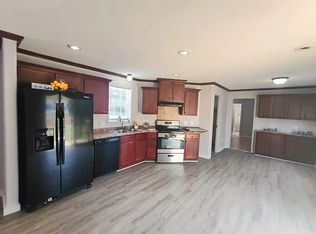 92 Deerwood Park, Centralia, IL 62801