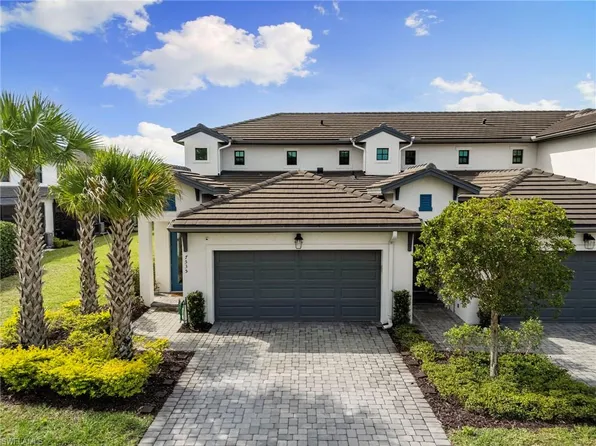 7535 Rockefeller DR, NAPLES, FL 34119