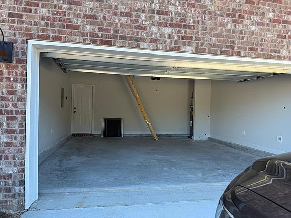 5th image of 16066 Blue Ridge Dr