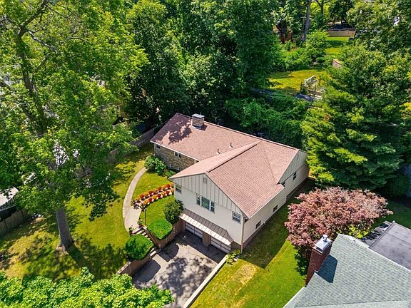 4th image of 205 Gardner Rd
