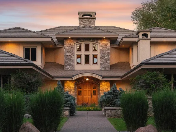 2715 Park Garden Ln, Great Falls, MT 59404
