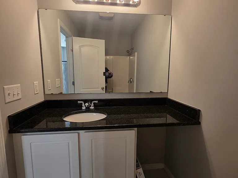 72 Tallant Rd #B — Photo 34