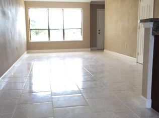 320 Market Sq E, Lakeland, FL 33813