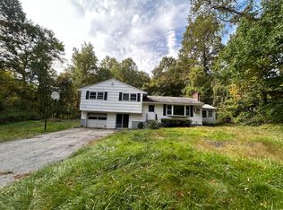 149 Old Highway Rd, Southbury, CT 06488
