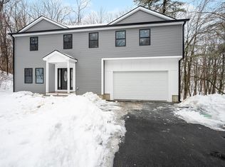 37 Dane Ave, Worcester, MA 01607