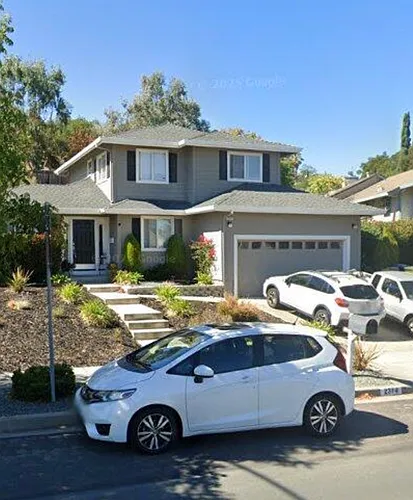 2314 Pine St Photo 1