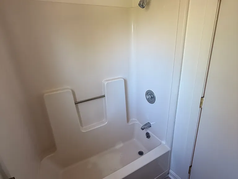 100 Douglas Dr #1 — Photo 10