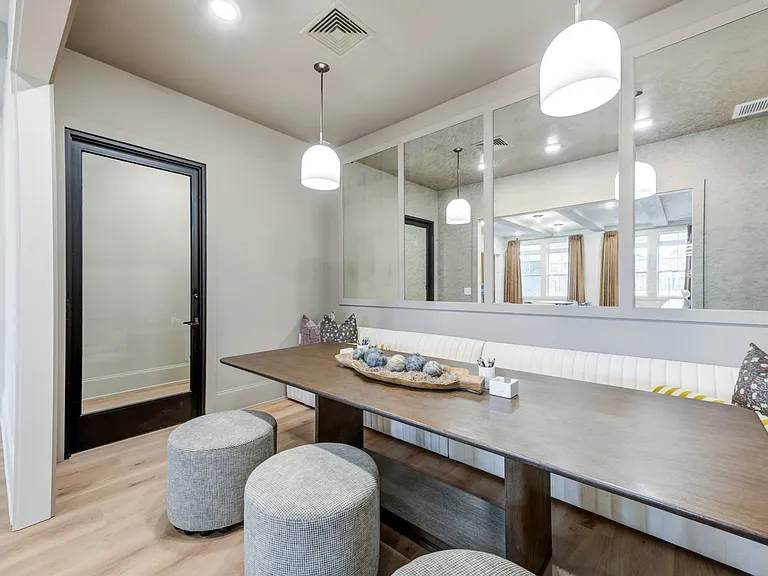The Carolinian Apartments — Photo 18