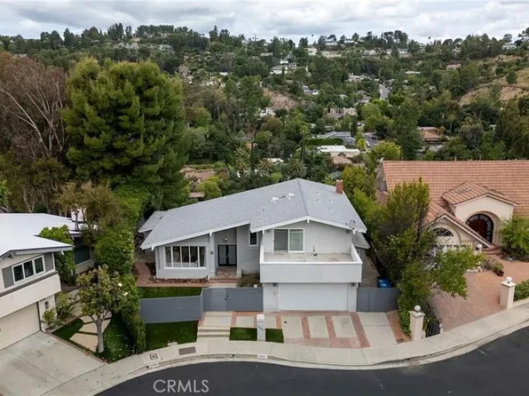 19281 Berclair Ln, Tarzana, CA 91356