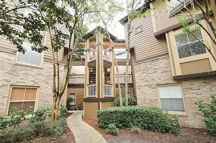 470 S Pin Oak Pl #218 — Photo 1