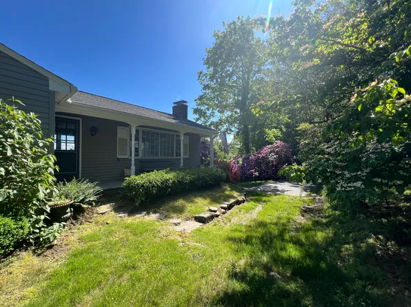 123 Looking Glass Hill Rd, Morris, CT 06763