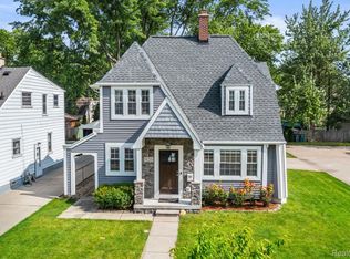 920 Cambridge Rd, Berkley, MI 48072