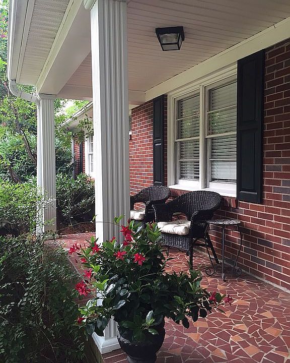 2nd image of 125 Twinbrook Dr