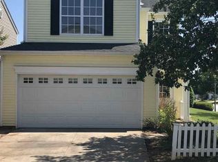 100 Nobska Light Ct, Simpsonville, SC 29681