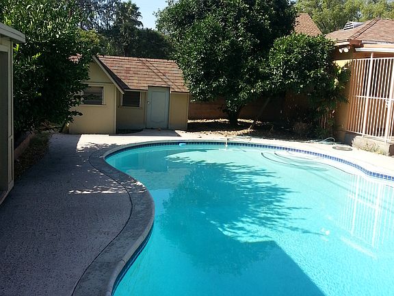 2nd image of 1879 Pepper Tree Ln