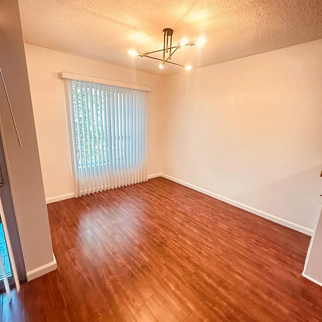 919 N. Alfred Street — Photo 4