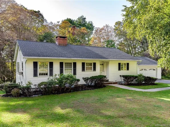 1 Rabbit Lane, Brookfield, CT 06804